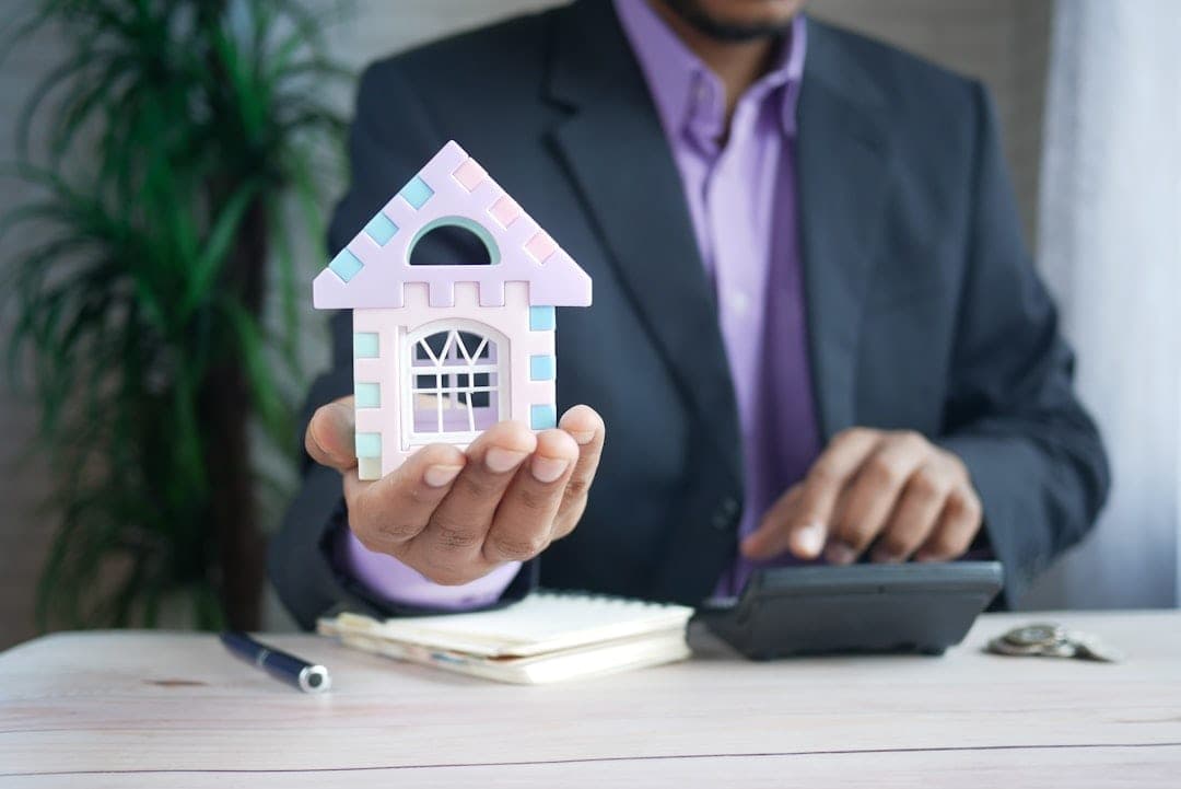 A financial advisor discussing private wealth management strategies with a client