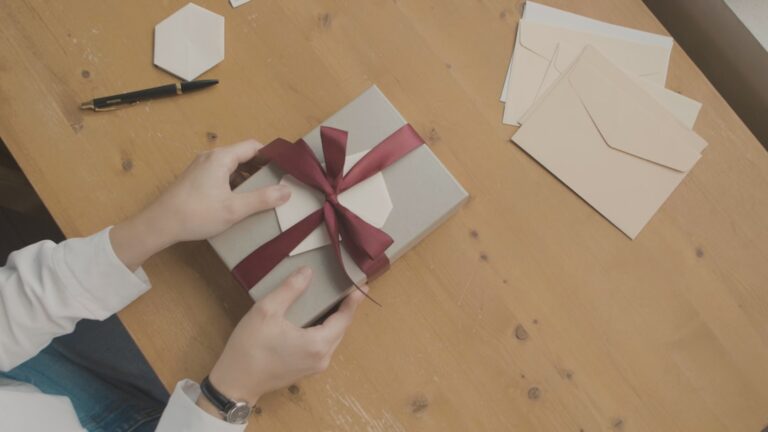 wrapped gift box symbolising tax-free gifting in Australia
